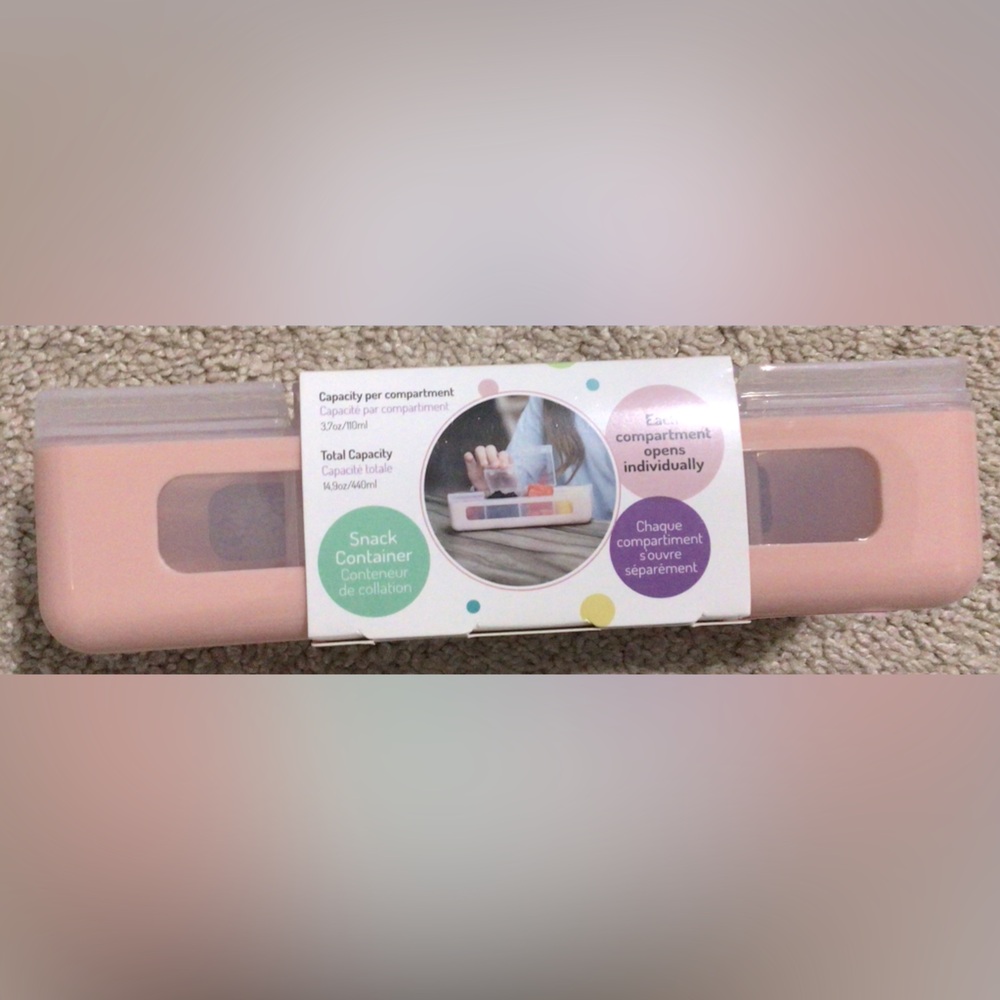 melii Snackle Box – 4 Separate Compartments with Lids, BPA-Free, peach